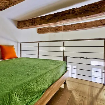 Exquisite 3-bedroom Duplex Penthouse With Jacuzzi In Centre 발레타