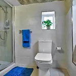 Exquisite 3-bedroom Duplex Penthouse With Jacuzzi In Centre Apartamento *