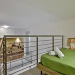 Exquisite 3-bedroom Duplex Penthouse With Jacuzzi In Centre Apartamento *