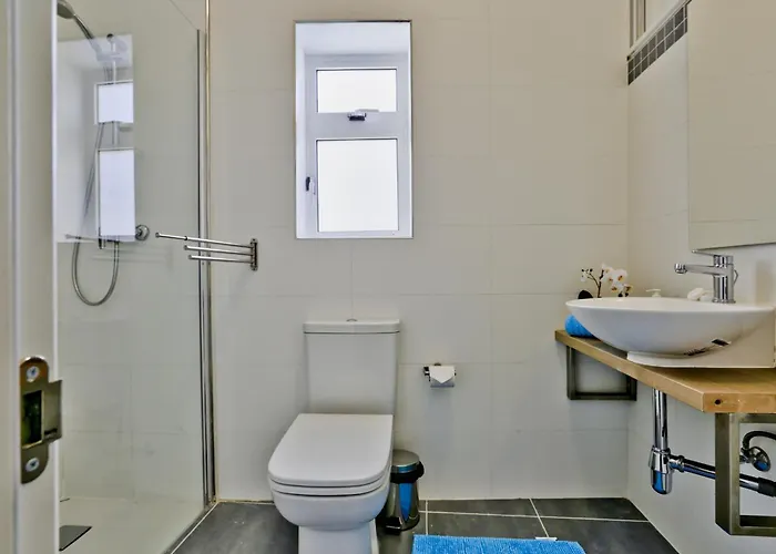 Exquisite 3-bedroom Duplex Penthouse With Jacuzzi In Centre Lejlighed *